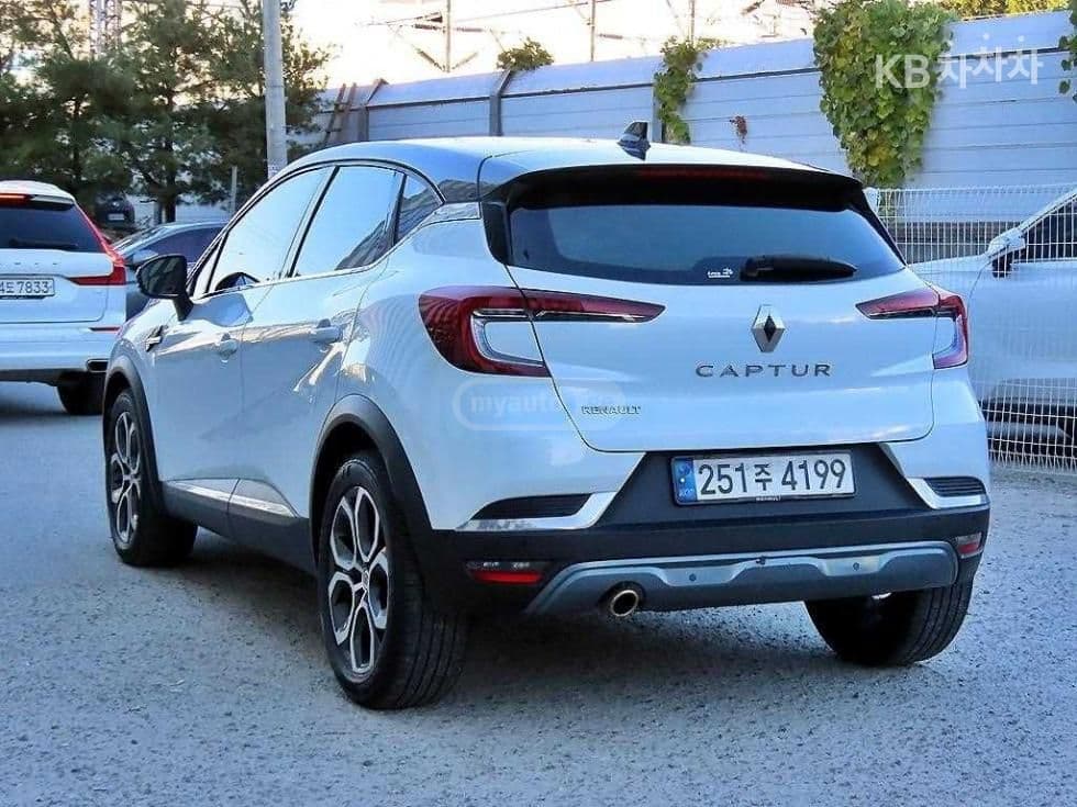 Renault Renault Captur — фото 3