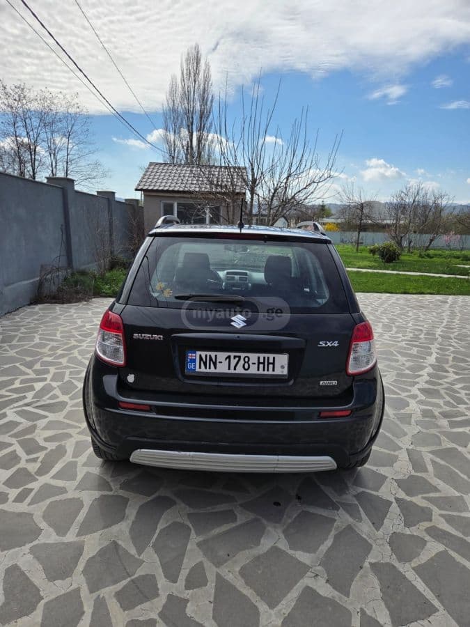 Suzuki Sx 4 — фото 3