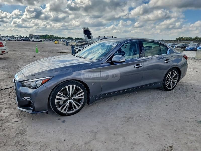 Infiniti Q 50