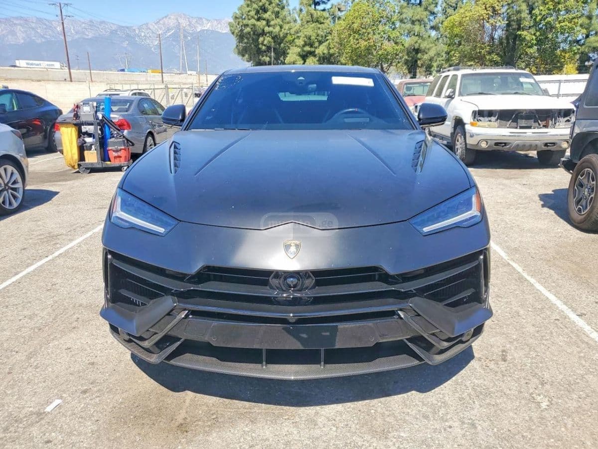 Lamborghini Lamborghini Urus — фото 2