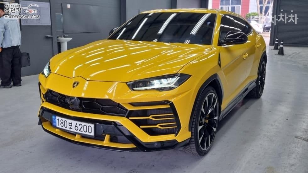 Lamborghini Lamborghini Urus