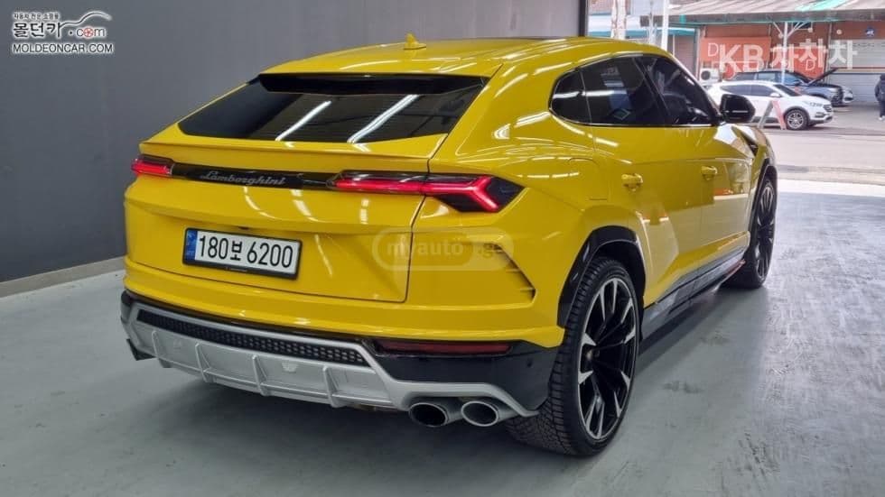 Lamborghini Lamborghini Urus — фото 2