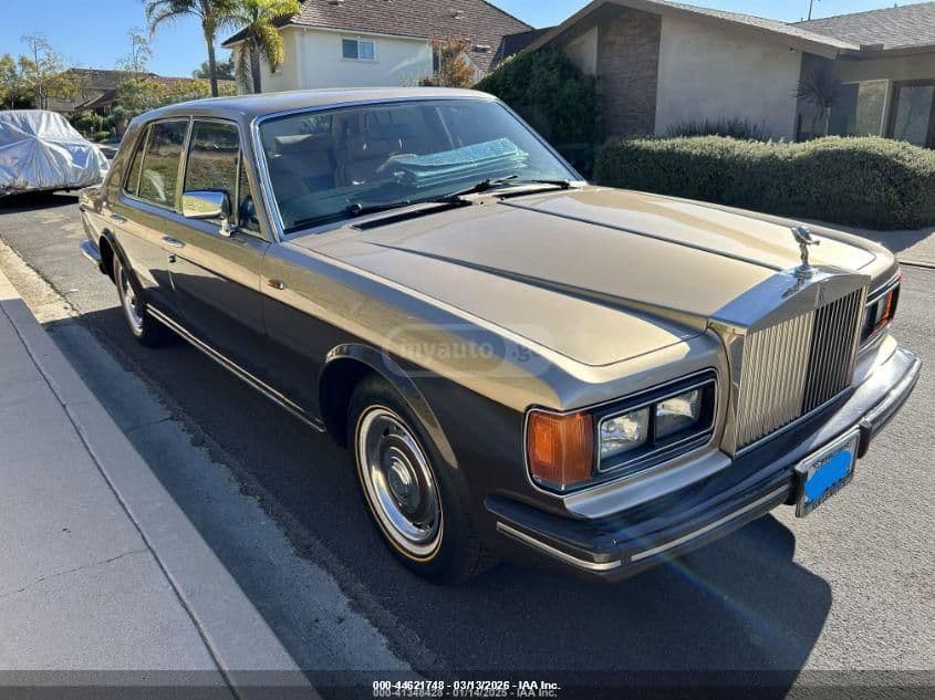 Rolls-Royce Silver Spirit