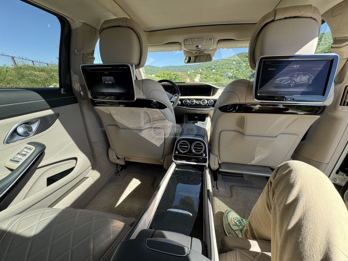 Maybach Pullman