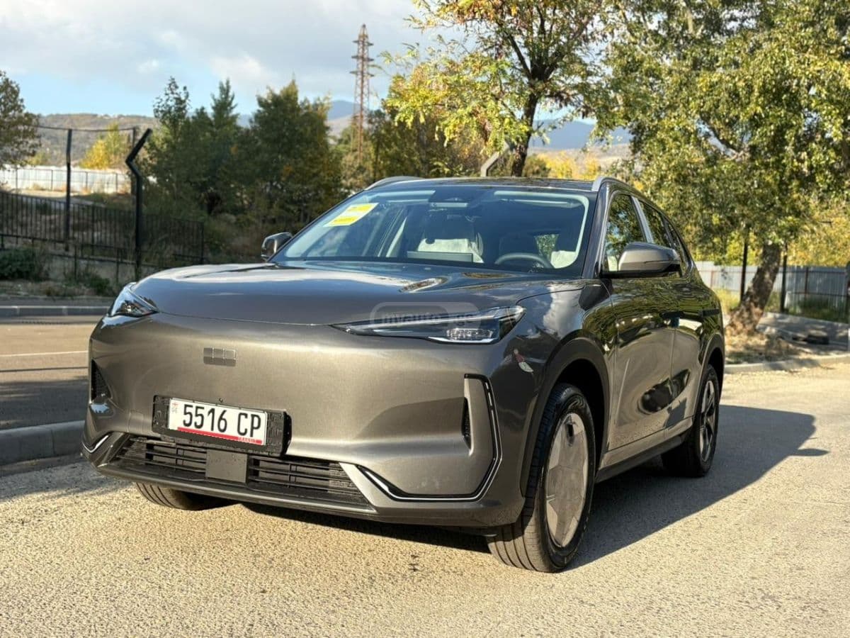 Geely Geely Galaxy E5