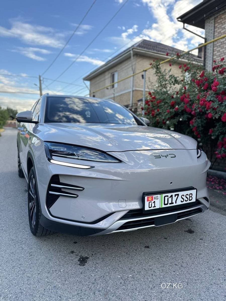 Nio Nio Es8
