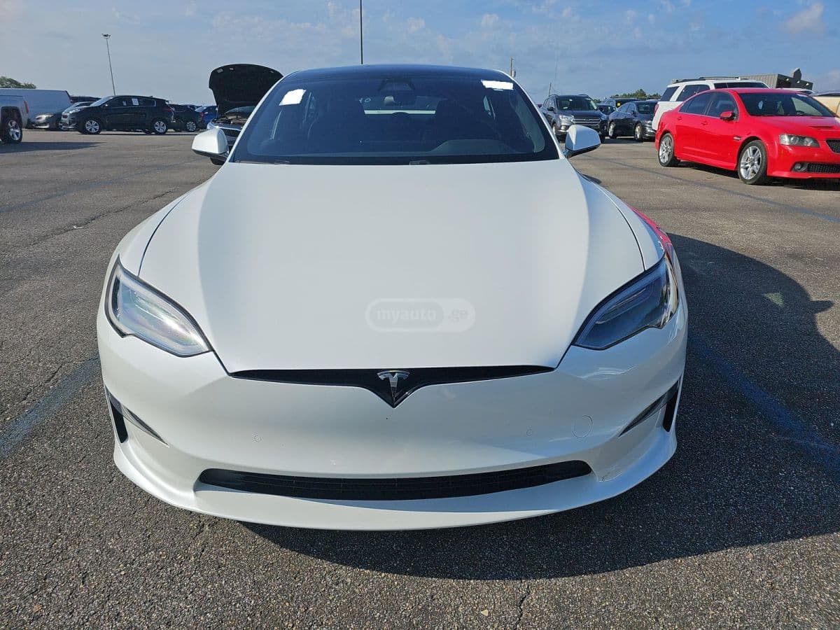 Tesla Tesla — фото 2