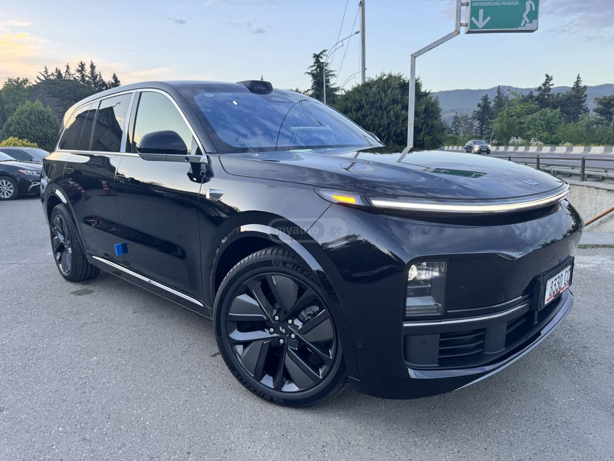 Li Xiang I9