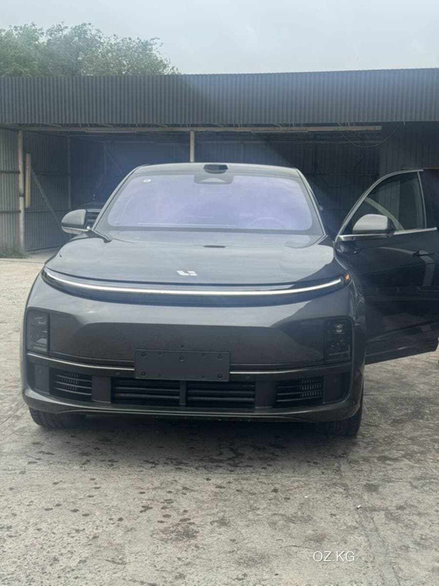 Rivian Rivian R1S