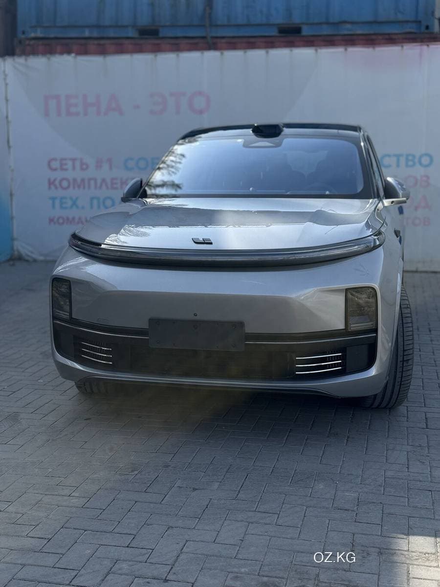 Maxus Maxus Mifa 9