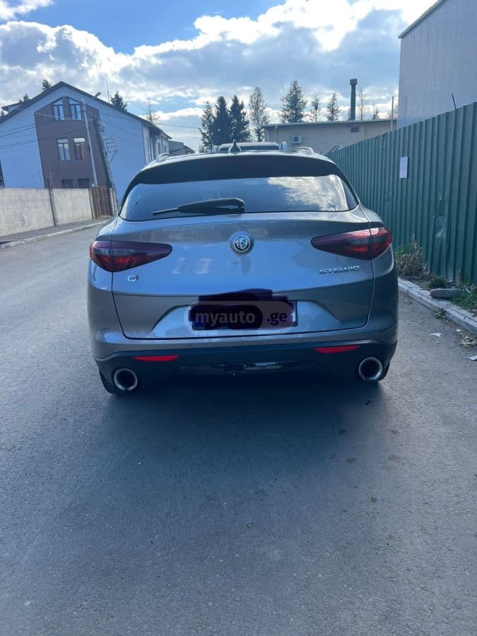 Alfa Romeo Alfa Romeo Stelvio — фото 3