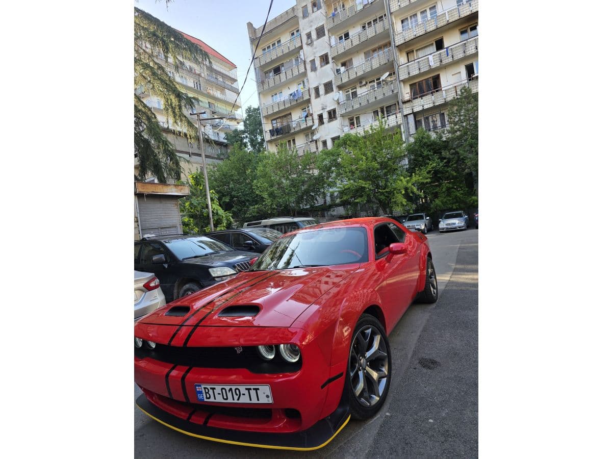 Dodge Dodge Challenger — фото 2