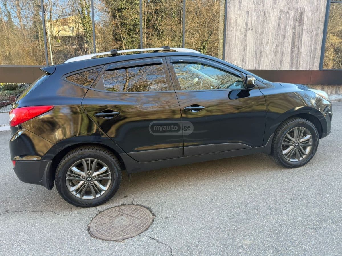 Hyundai Hyundai — фото 2