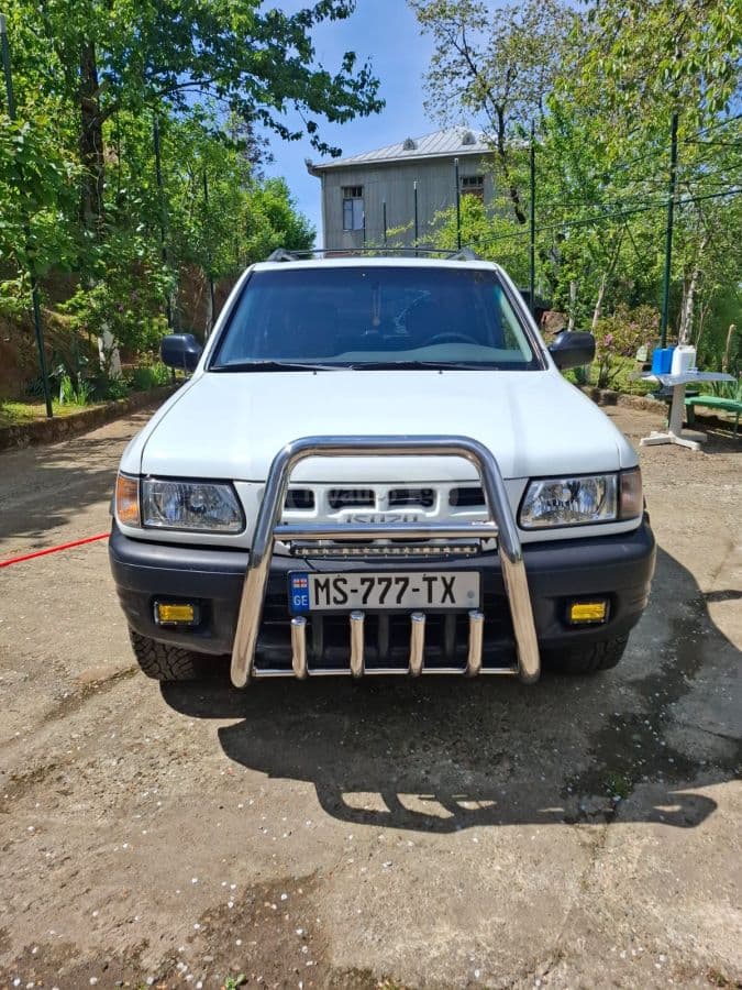 Isuzu Isuzu Rodeo — фото 3